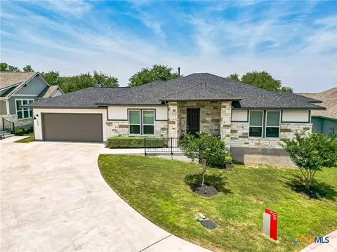 105 Ace Ln, San Marcos, TX 78666