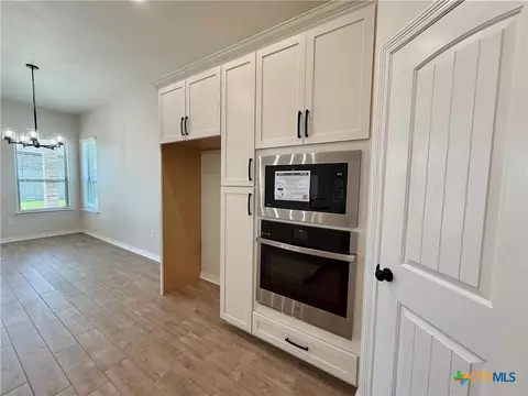 Kitchen - 130 Lasso Loop, Lorena, TX 76655 photo 5 of 5
