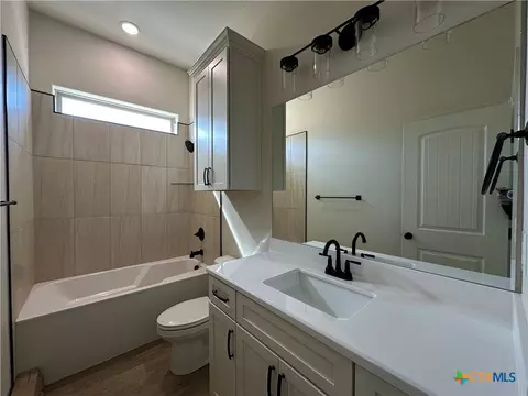 Bath - 130 Lasso Loop, Lorena, TX 76655 photo 1 of 3