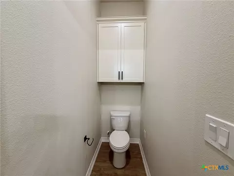 Bath - 130 Lasso Loop, Lorena, TX 76655 photo 3 of 4