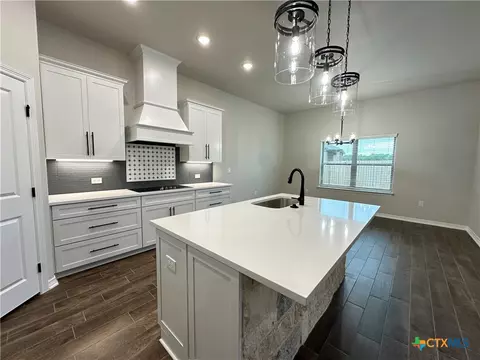 Kitchen - 132 Lasso Loop, Lorena, TX 76655 photo 3 of 4