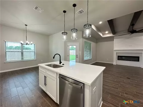 Kitchen - 132 Lasso Loop, Lorena, TX 76655 photo 4 of 4