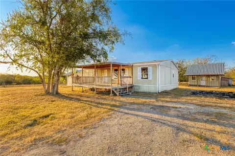 645 Old Luling Rd, Lockhart, TX 78644