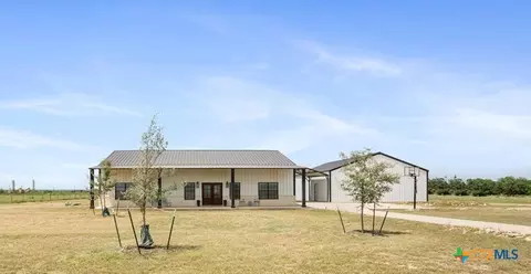 1490 Dos Hermanas Rd, Salado, TX 76571