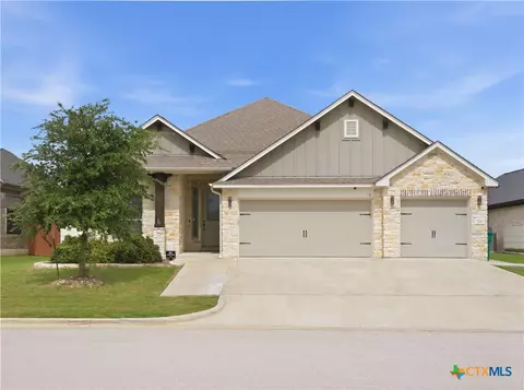 Exterior - 3211 Trinity Dr, Belton, TX 76513 photo 3 of 4