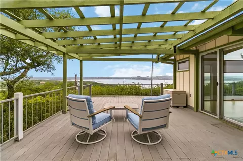 329 Vip Dr, Canyon Lake, TX 78133