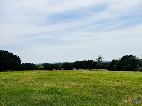 300 County Road 340, Mcgregor, TX 76657