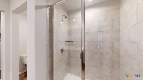 Bath - 553 Hector Loop, Georgetown, TX 78626 photo 2 of 2