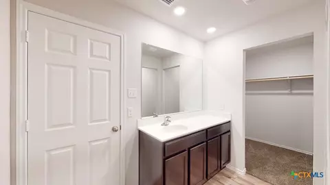 Entry Way - 553 Hector Loop, Georgetown, TX 78626 photo 3 of 5