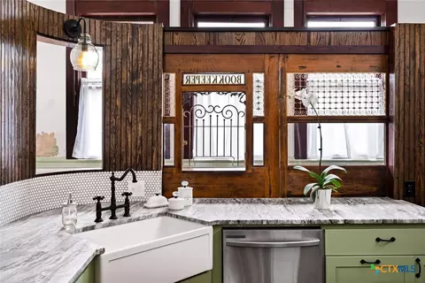 Kitchen - 200 E Clark St, Bartlett, TX 76511 photo 4 of 4
