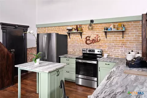 Kitchen - 200 E Clark St, Bartlett, TX 76511 photo 1 of 4