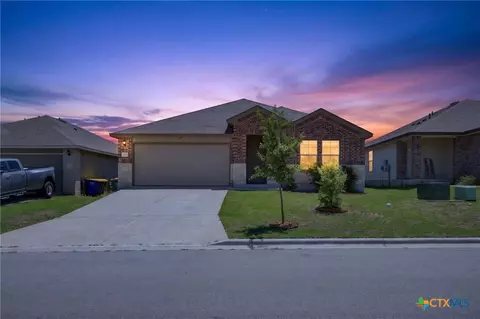 325 Jacquard Ct, Troy, TX 76579