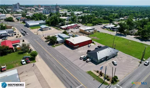 711 S 1st St, Temple, TX 76504