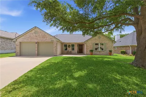 1015 Pecan Dr, Pflugerville, TX 78660
