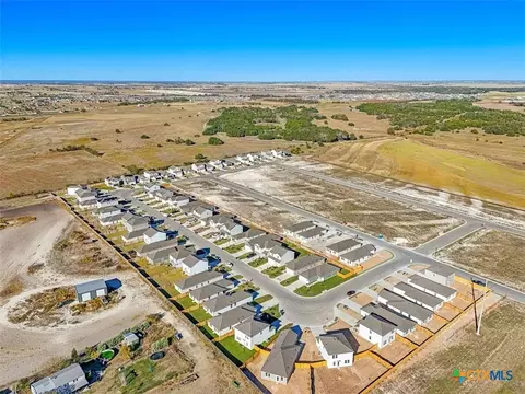 240 Escape Way, Jarrell, TX 76537