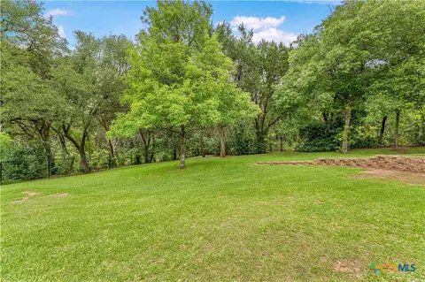 Exterior - 3201 Edward Dr, Waco, TX 76708 photo 3 of 5