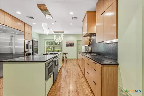 Kitchen - 3201 Edward Dr, Waco, TX 76708 photo 3 of 7