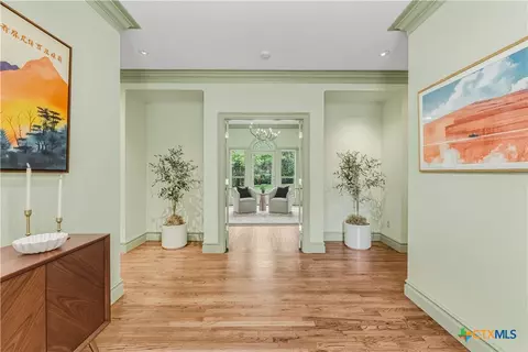 Entry Way - 3201 Edward Dr, Waco, TX 76708 photo 2 of 6