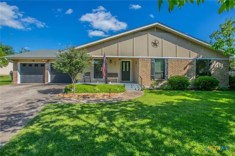 3801 Laurel Rd, Temple, TX 76502