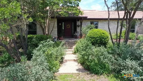 1109 Palomino Ln, San Marcos, TX 78666