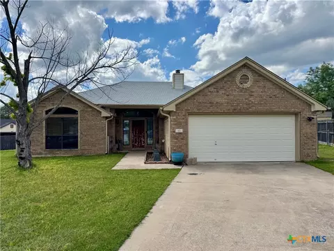 10 Westridge Pl, Lampasas, TX 76550