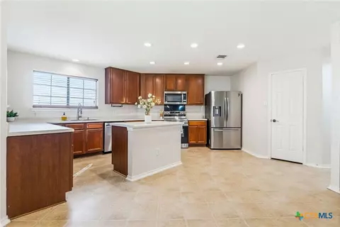 305 Harvest Mdw, Temple, TX 76502