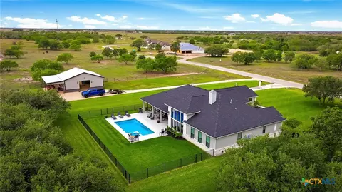 131 Wright Crk, Victoria, TX 77905