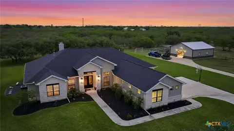 131 Wright Crk, Victoria, TX 77905