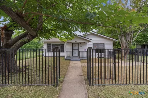 1104 N 10th St, Killeen, TX 76541
