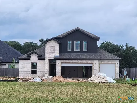 613 Golden Eagle, Salado, TX 76571