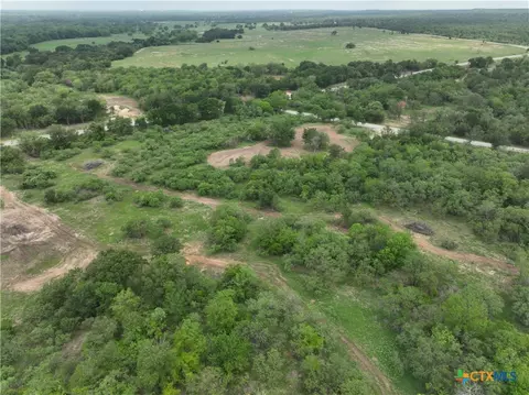 150 Pumper Rd, Luling, TX 78648 photo 13