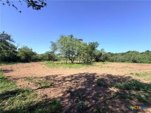 150 Pumper Rd, Luling, TX 78648 photo 4