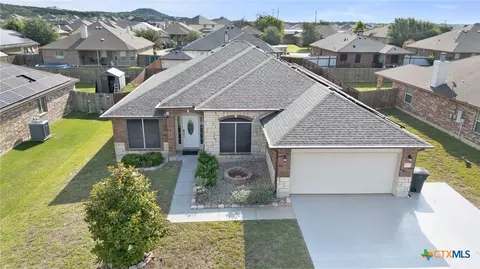 9400 Zayden Dr, Killeen, TX 76542