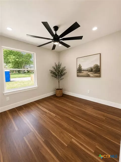 Other - 407 E Lamar Ave, Temple, TX 76501 photo 1 of 1