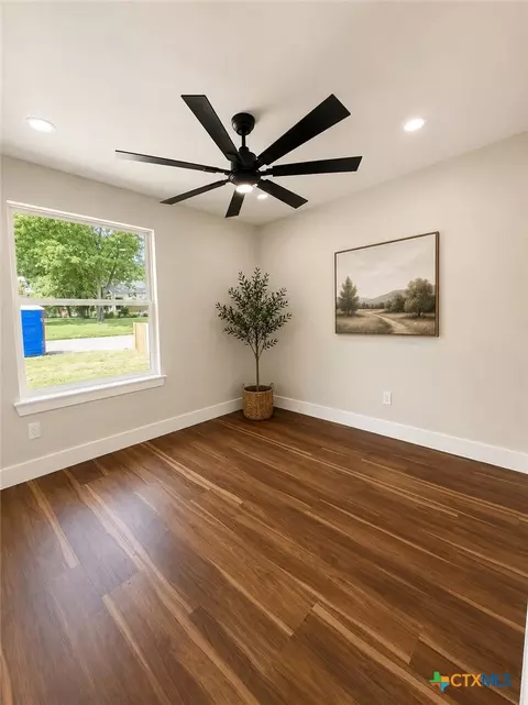 Other - 407 E Lamar Ave, Temple, TX 76501 photo 1 of 1