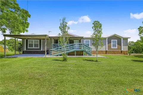 4516 Fm 1090, Port Lavaca, TX 77979