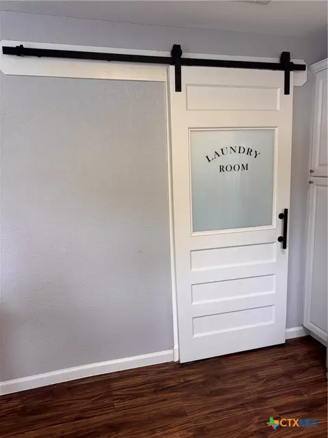 Other - 217 N Walnut Ave, Luling, TX 78648 photo 4 of 10