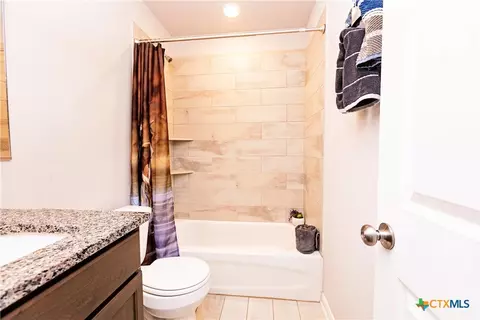 Bath - 903 Fallbrook Dr, Temple, TX 76502 photo 2 of 7