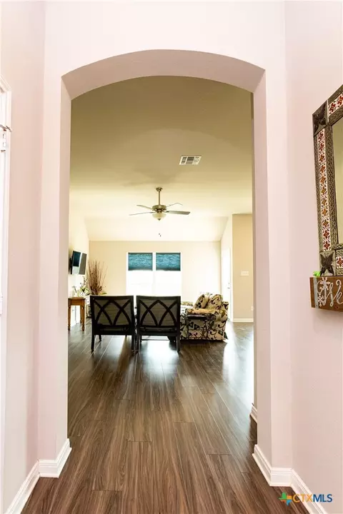 Entry Way - 903 Fallbrook Dr, Temple, TX 76502 photo 5 of 6