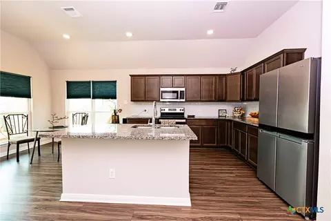 Kitchen - 903 Fallbrook Dr, Temple, TX 76502 photo 1 of 4