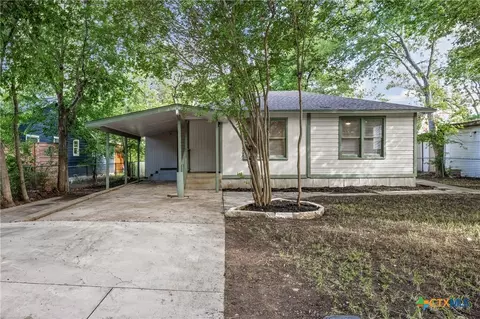 933 Haynes St, San Marcos, TX 78666