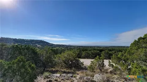 8523 Bronco Ln, Lago Vista, TX 78645