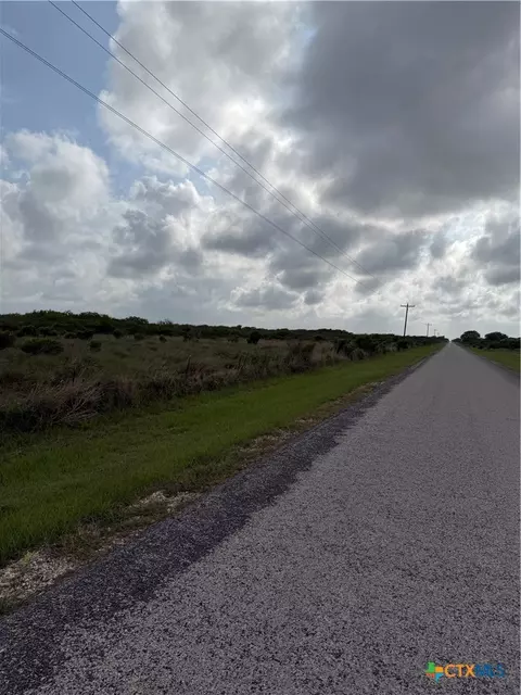 tbd E Cr 304, Port Lavaca, TX 77979