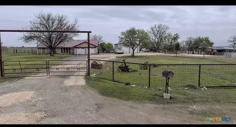 4610 Pfeil Rd, Converse, TX 78109