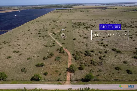 610 County Road 303, Port Lavaca, TX 77979