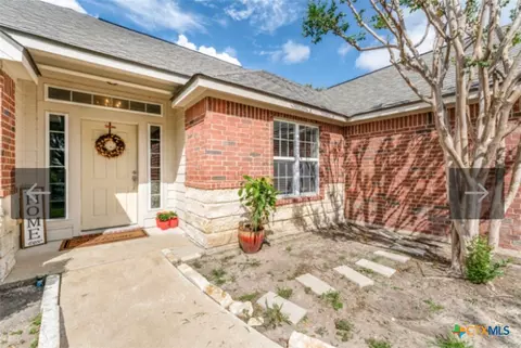 5704 Meadow Wood Dr, Temple, TX 76502