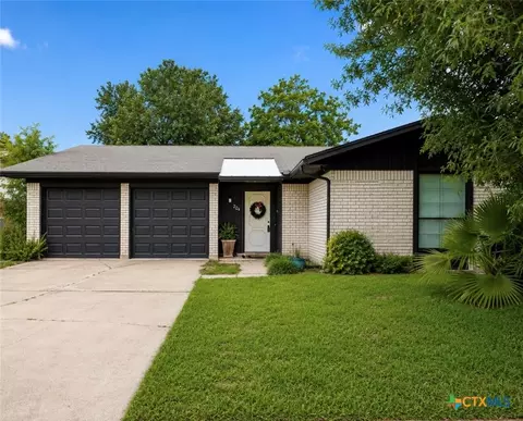 204 Timberlane Dr, Victoria, TX 77901