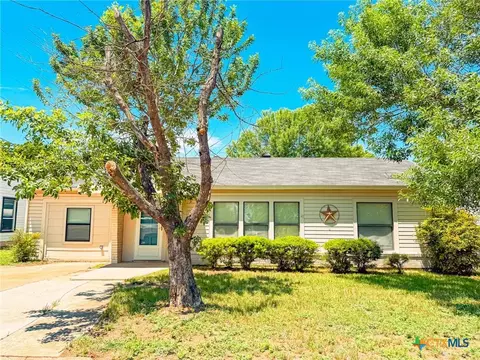 2611 Jackson Dr, Gatesville, TX 76528