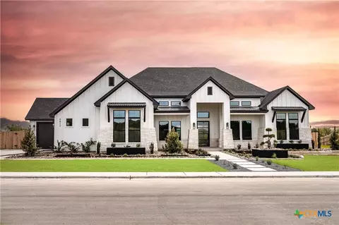 6612 King Oaks Blvd, Salado, TX 76571