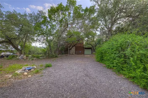 1226 Canyon Shrs, Canyon Lake, TX 78133